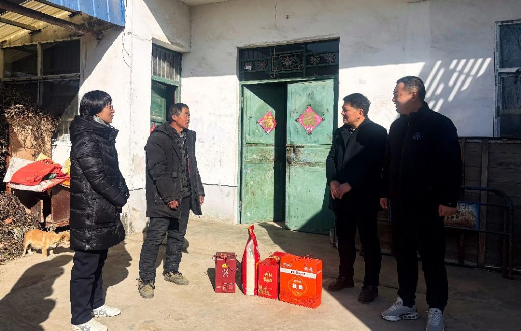 Anhui INTCO Medical Conducts Spring Festival Visits and Care Activities