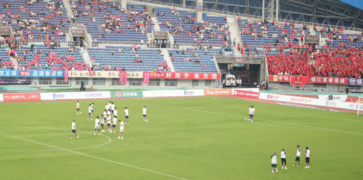 Soccer match INTCO disposable gloves. Soccer match INTCO disposable gloves.